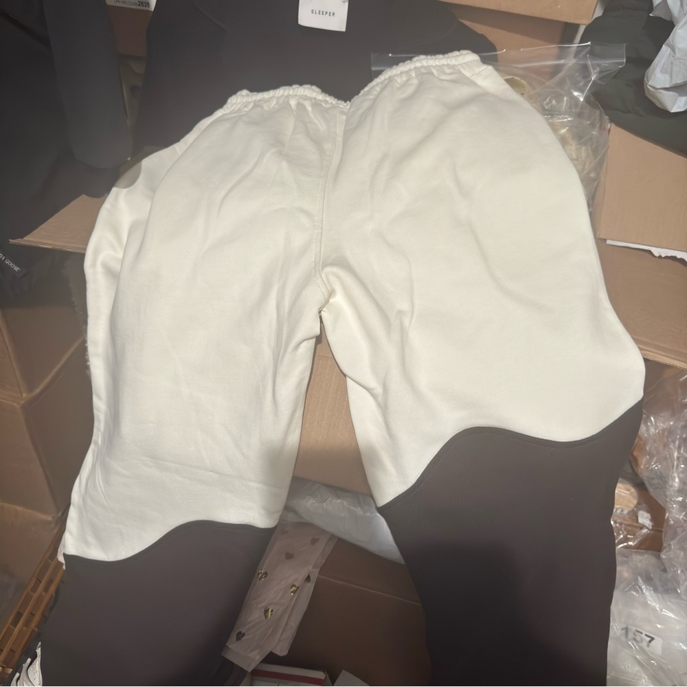 GANNI Wave Logo Sweatpants in White Brown - Picture 11 of 11